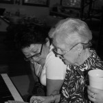 Donna played a few American songs on the piano for our guests, but fortunately was not able to fulfill their request for 'Jingle Bells'.