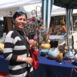 Paulina shops for gourds.
